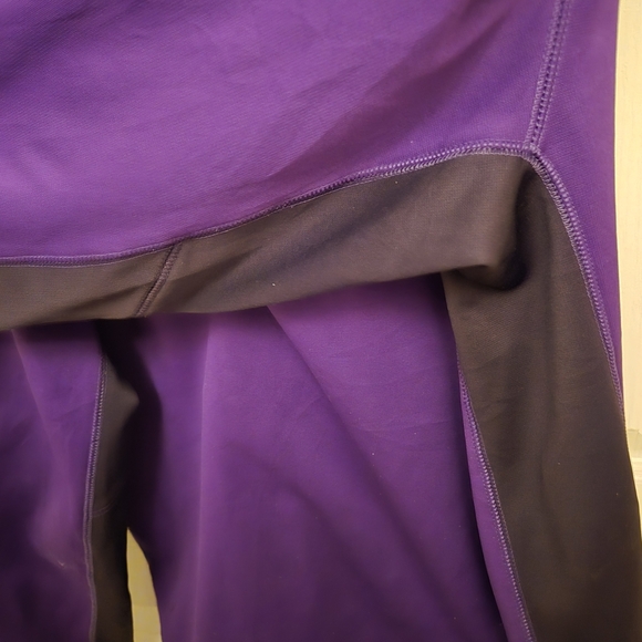 Nike Therma-Fit Hoodie in Purple and Black  M - Picture 6 of 7